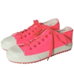 Гуменки в неон розово