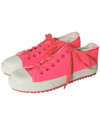 Гуменки в неон розово