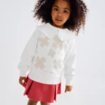 Zippy Блуза с релефни цветя